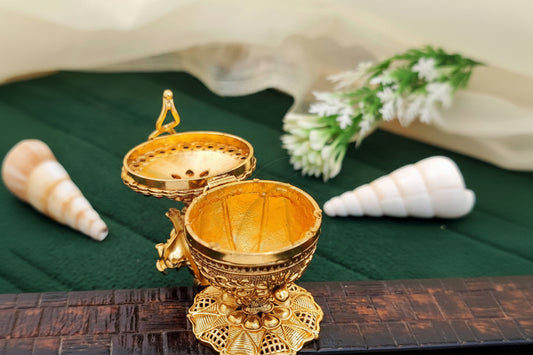 Beautiful High Gold Polish Full Stone Sindoor Box