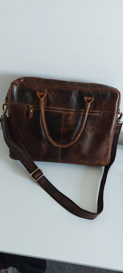 Premium Genuine Leather Office Bag – Structured Business Briefcase with Shoulder Strap