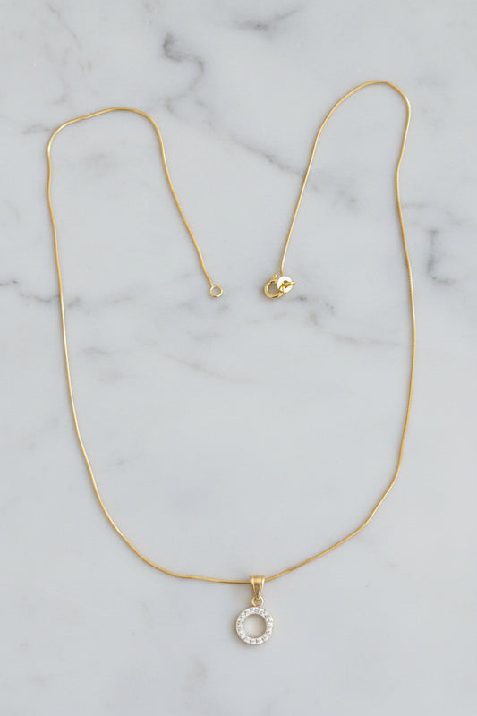 Gold‑Plated 925 Sterling Silver Circle Pendant with Crystals