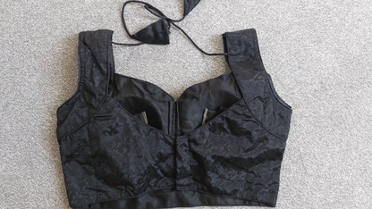 Chinon Silk Jacquard Top with Inside Sleeves & Hook Back (Free Size)