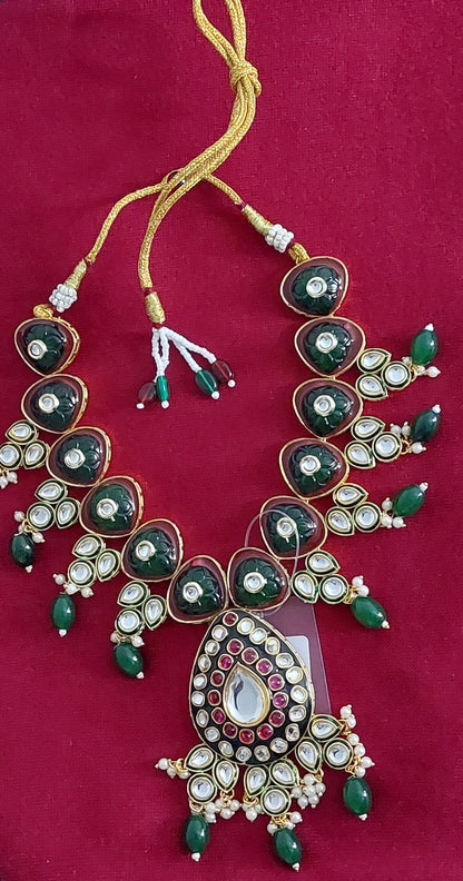 Kundan Necklace Set