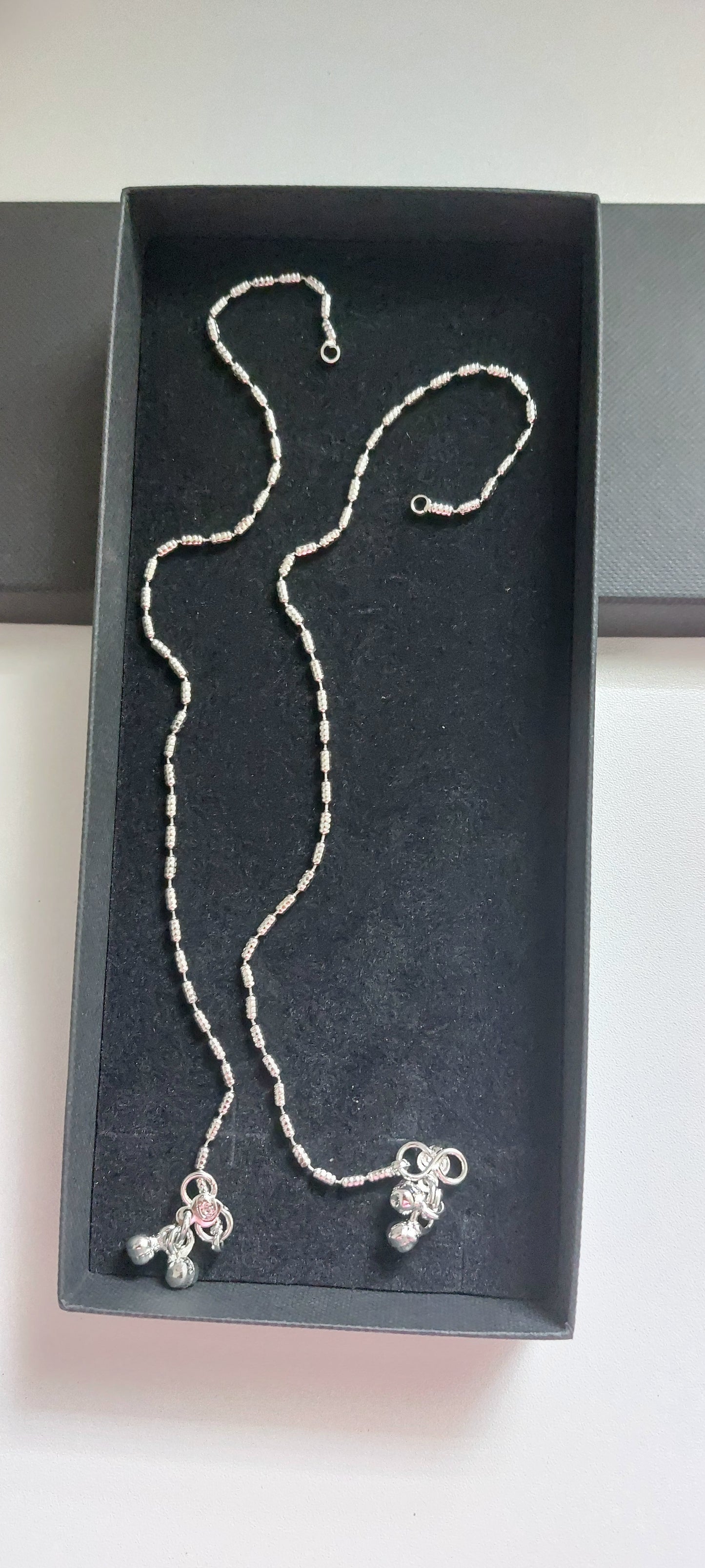 Lightweight Oxidized Silver Anklet for Women