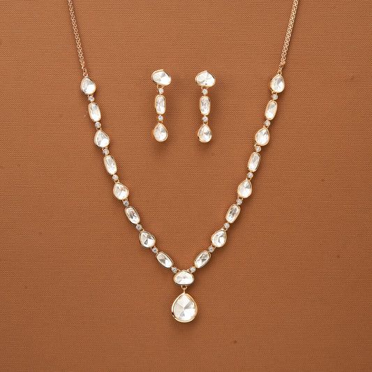 Kundan Delicate Necklace Set – Carat Plated