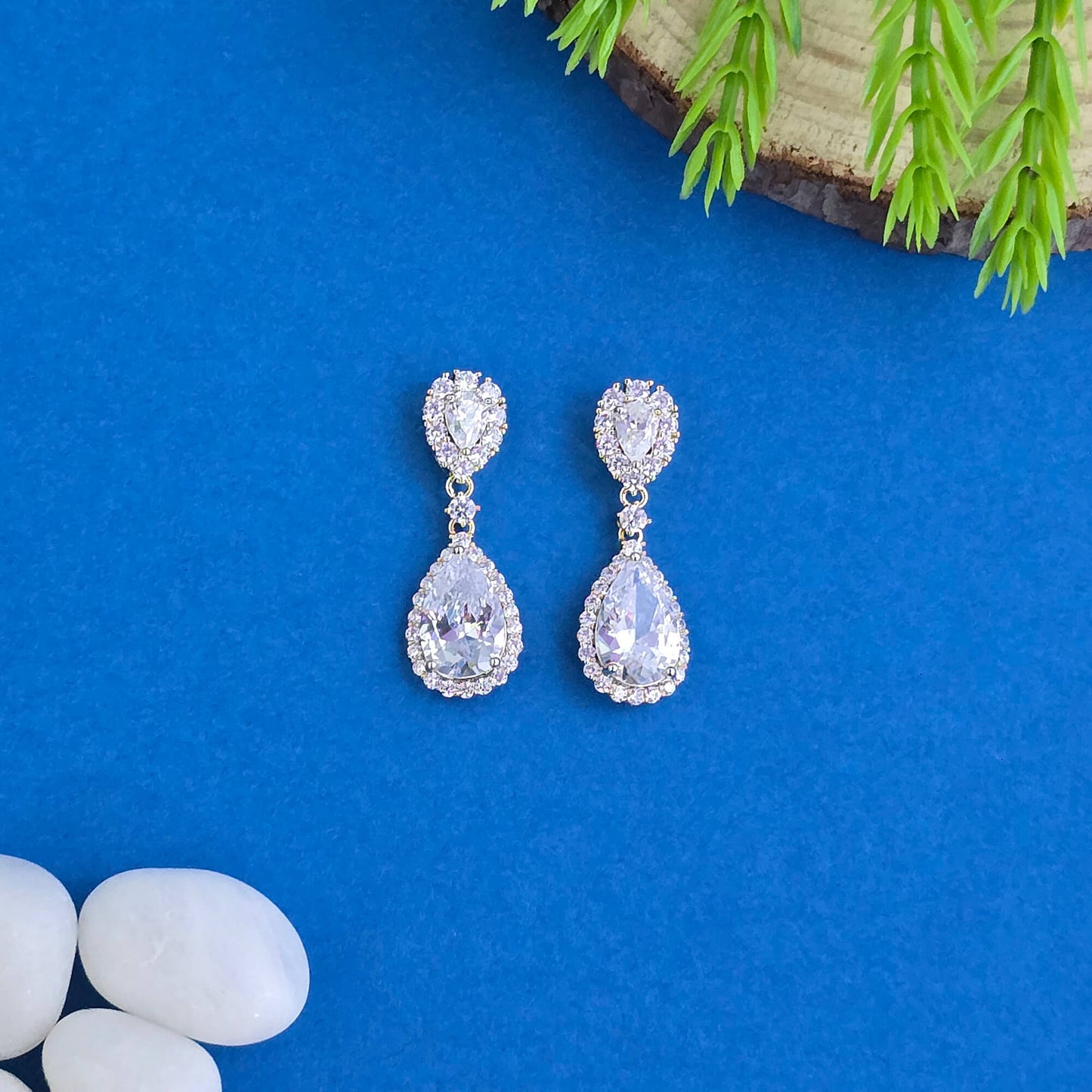 Western Long Earring – Trendy Modern Fashion Jewellery