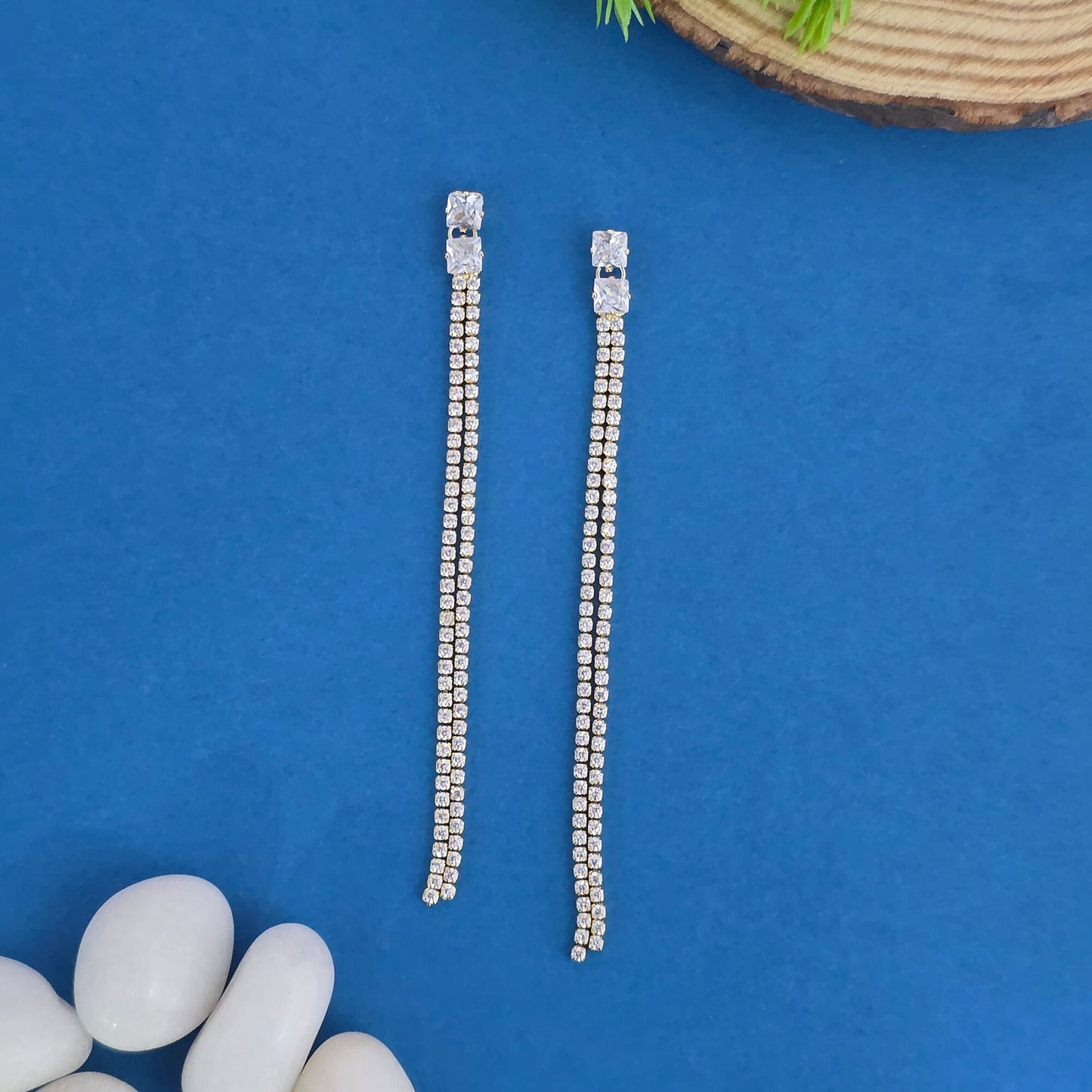 Western Long Earring – Trendy Modern Fashion Jewellery