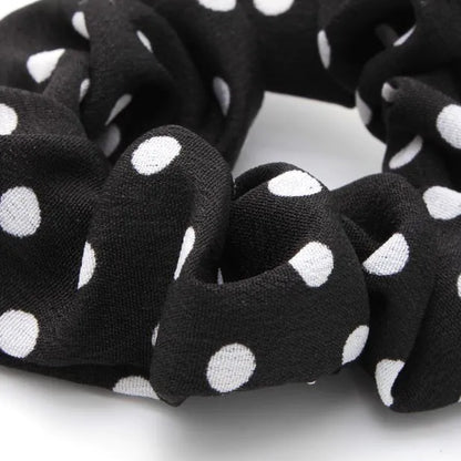 Molly and Rose Black and white elastics & scrunchie set