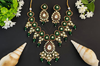 Kundan Necklace Set