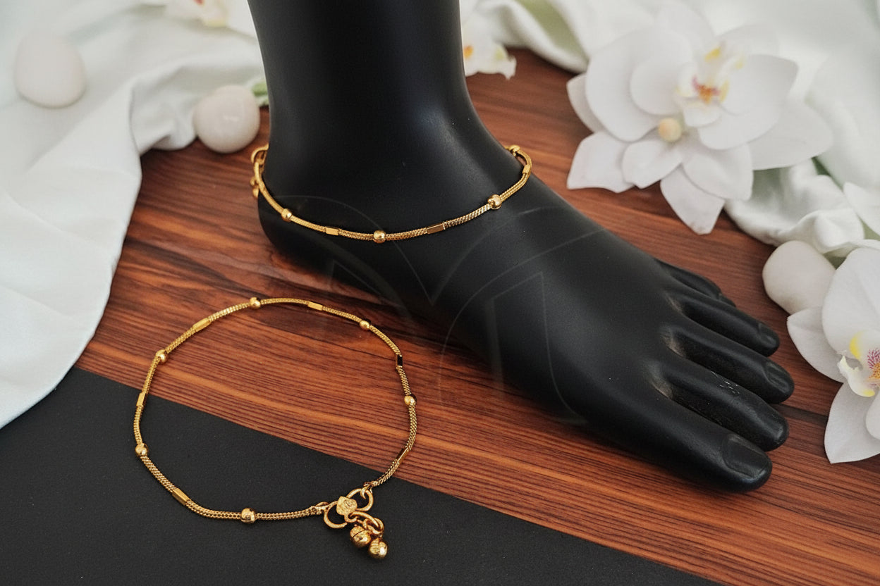 Indian Traditional Wear High Gold Polish Antique Jewelry Fancy Design Antique Payal Set