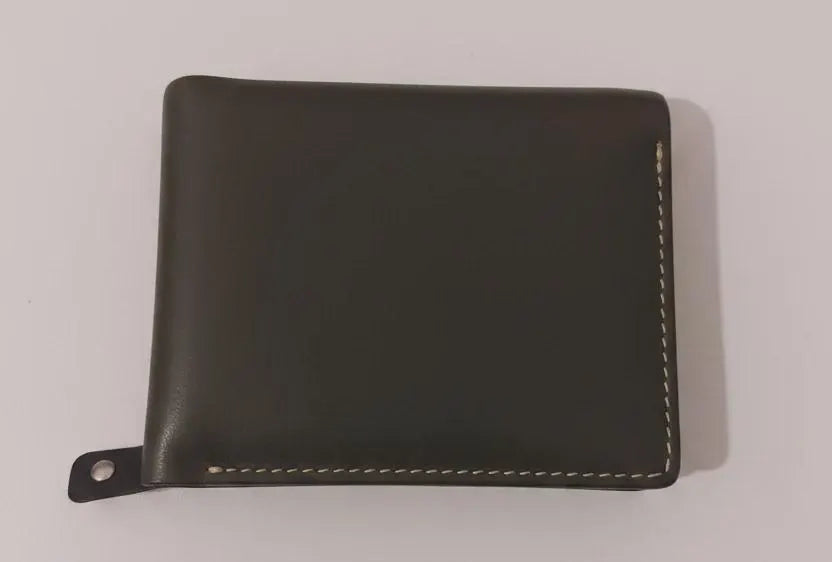Women's Genuine Leather Bifold Wallet – Contrast Stitching, Card Slots, ID Window